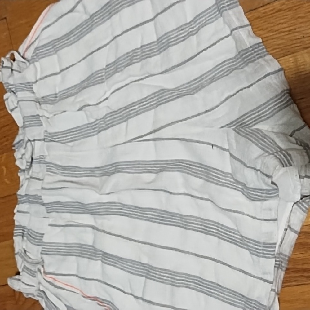 Medium shorts , striped design